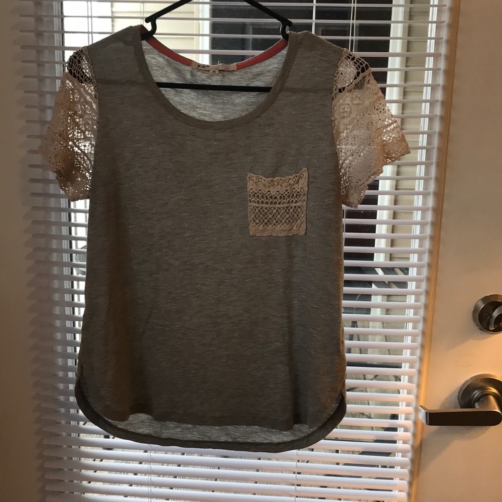 Hi low lace trim T-shirt